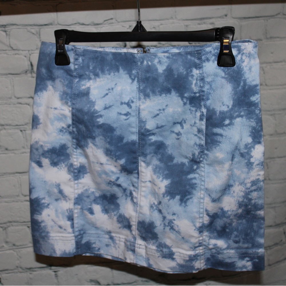 Jolt Tie Dye Mini Skirt